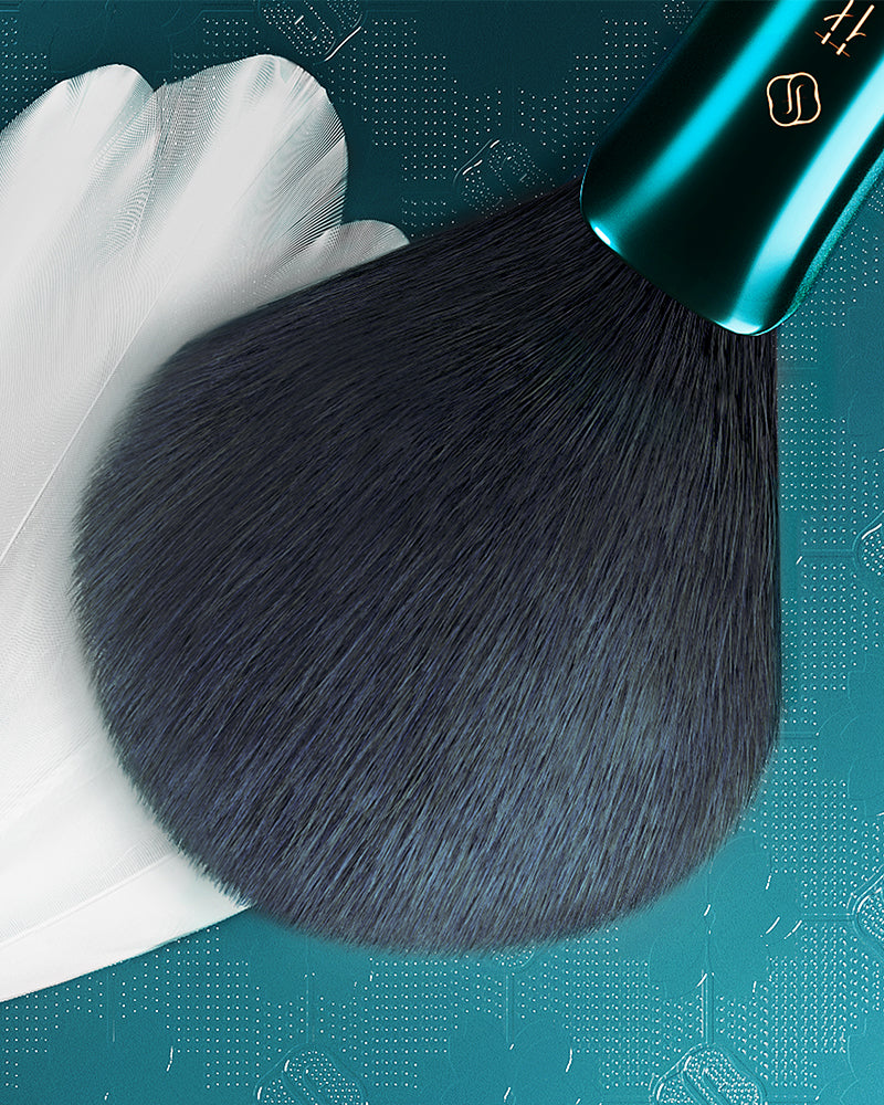 Feathering Fan Pressed Powder Brush