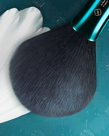 Feathering Fan Pressed Powder Brush