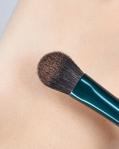 Soft Blooming Feather Touch Precision Eye Brush