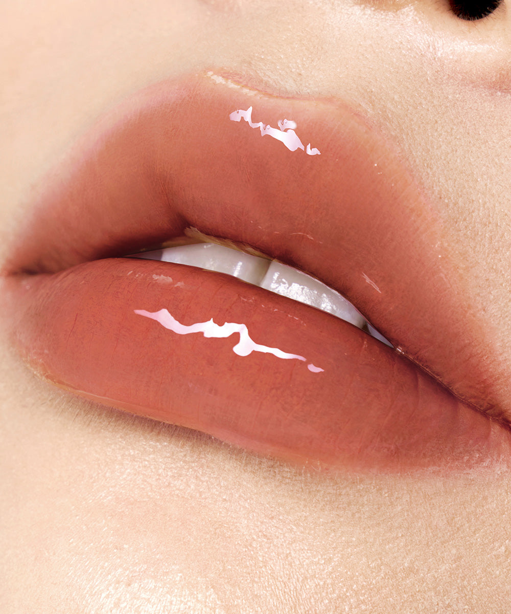 AURA Luminous Lip Gloss