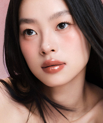 AURA Luminous Lip Gloss