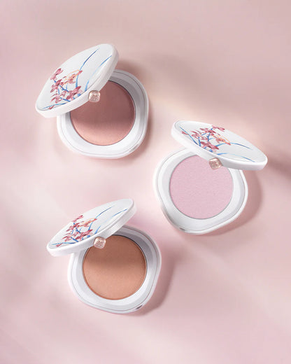 Ethereal Flush Smooth Powder Blush (Ode to Embroidery)