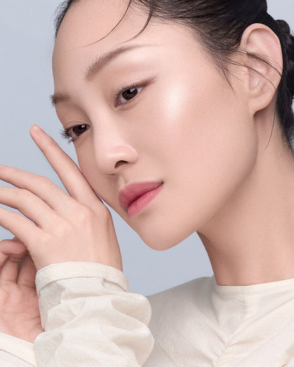[Members Only] Twin-Lotus Relief Luminous Glow Highlighter + Soft Blooming Highlighter Brush